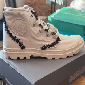 Palladium women’s  White Sneakers with Black Detailing